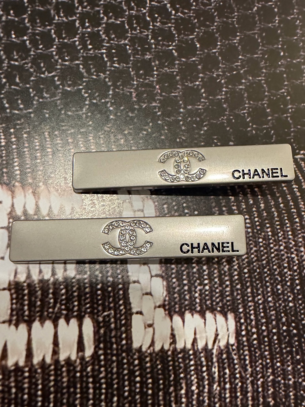 CHANEL Beaute Silver Crystal CC Logo Hair Barrette Pair 🩶🩶🩶